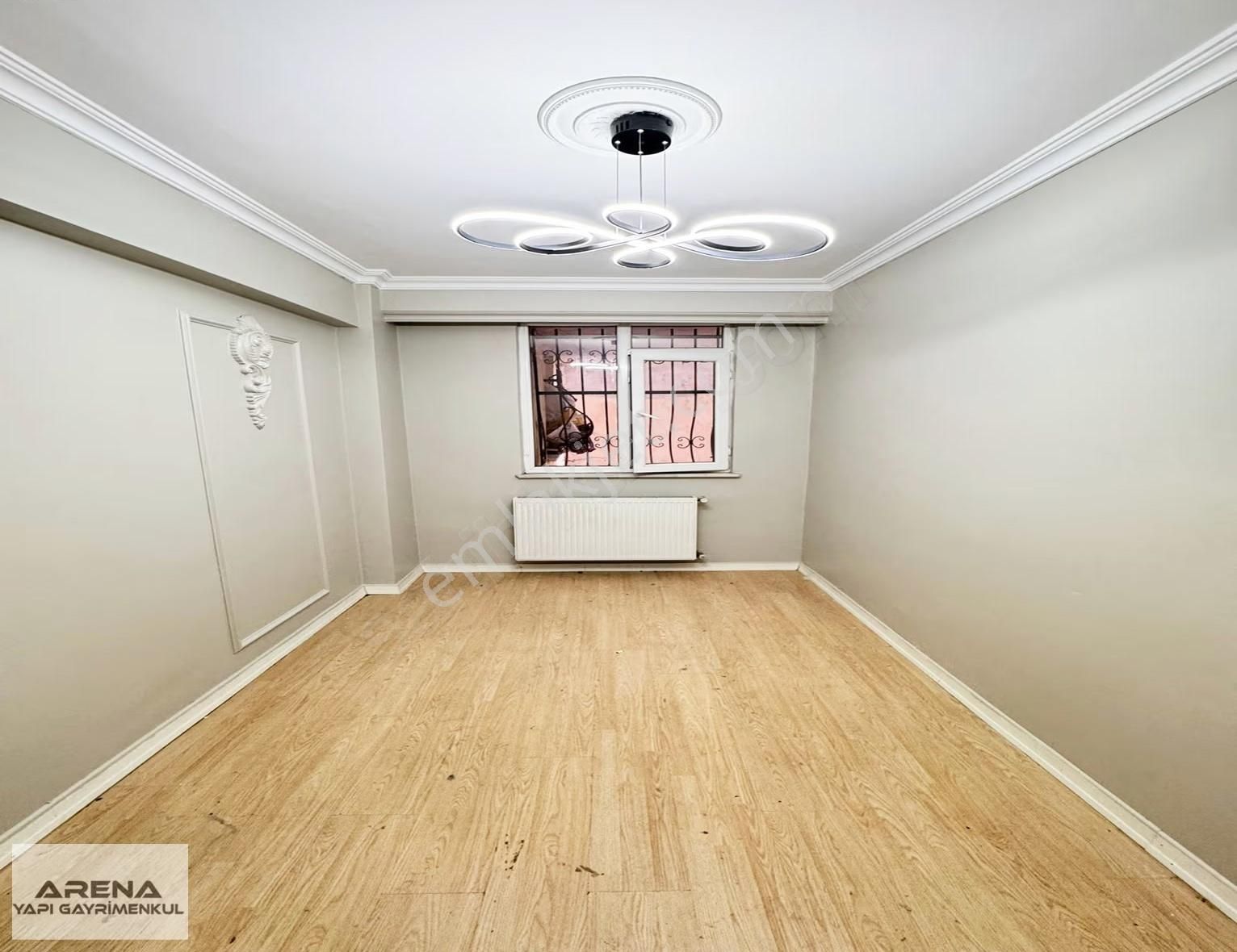 İskanlı, Krediye Uygun Ve Ferah Kullanım Alanı İle 1+1 Daire - Görsel 19