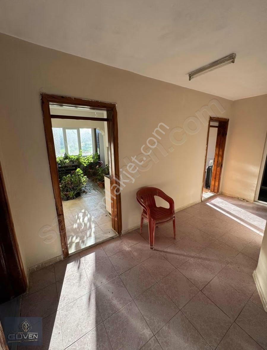 Muğla Menteşe Yeşilyurt Mah Geniş Bahçeli Sobalı Ferah 2+1 - Görsel 7