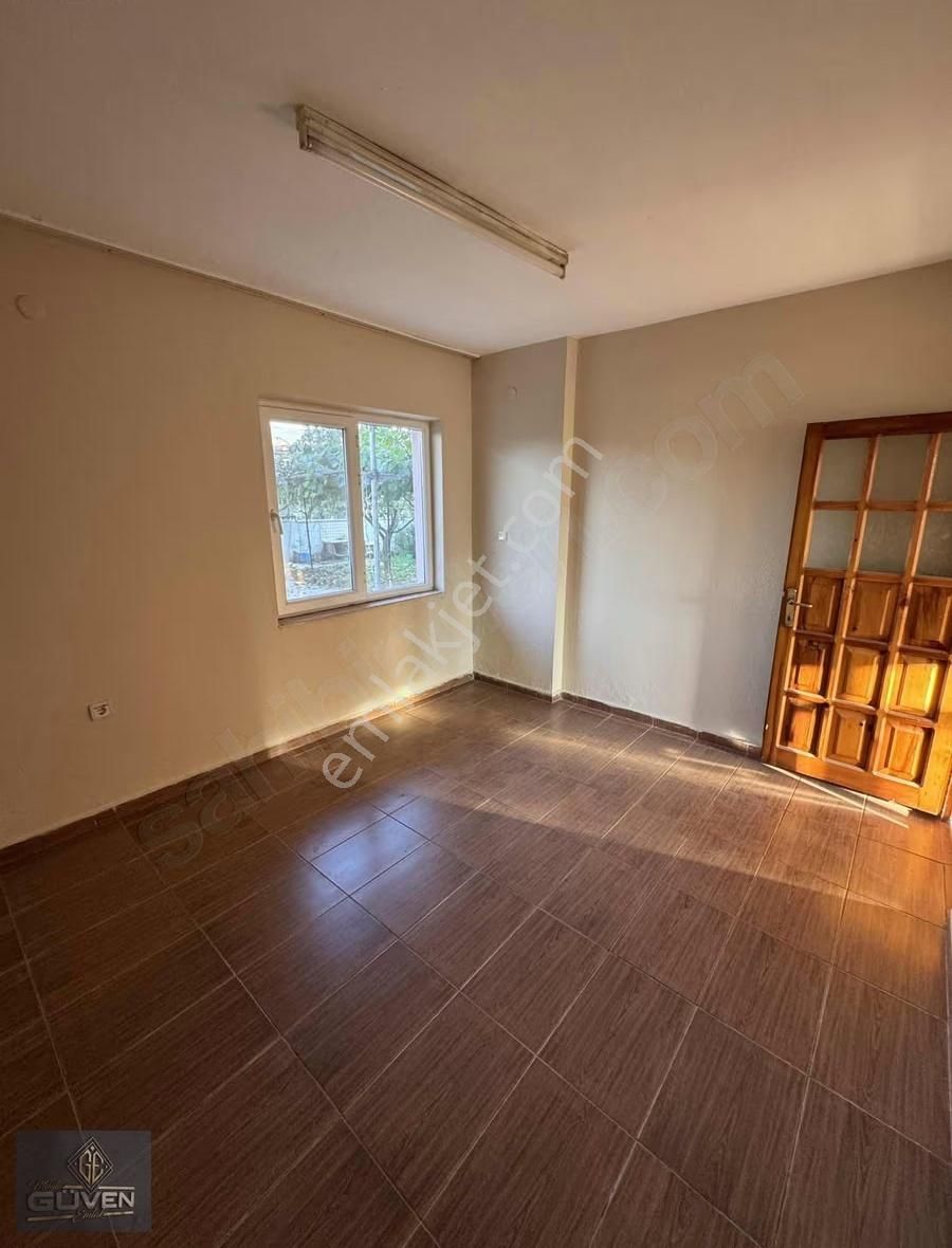 Muğla Menteşe Yeşilyurt Mah Geniş Bahçeli Sobalı Ferah 2+1 - Görsel 11