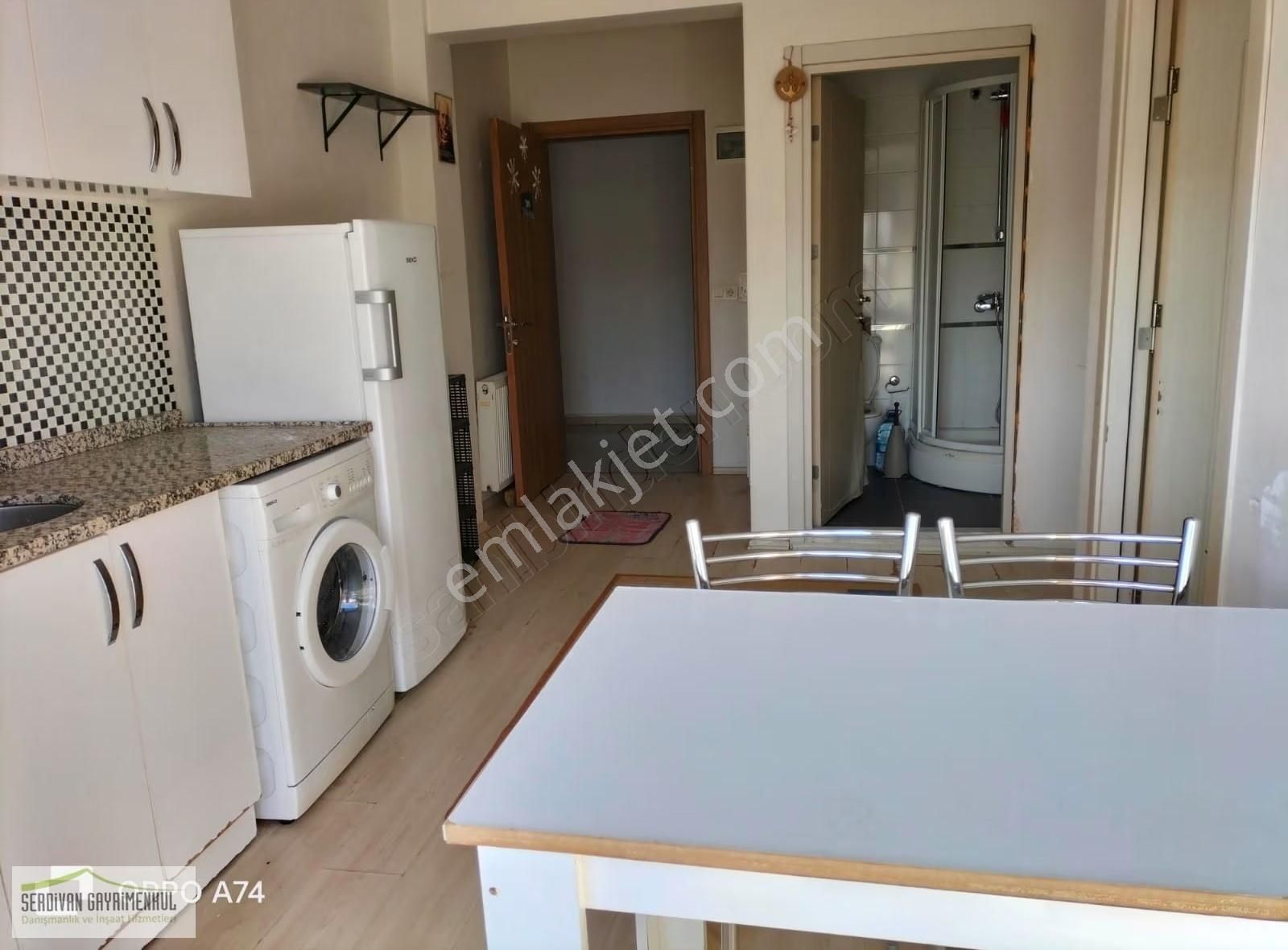 Serdivan İş Bankası Civarında Kiralık Eşyalı Daire.. - Görsel 17