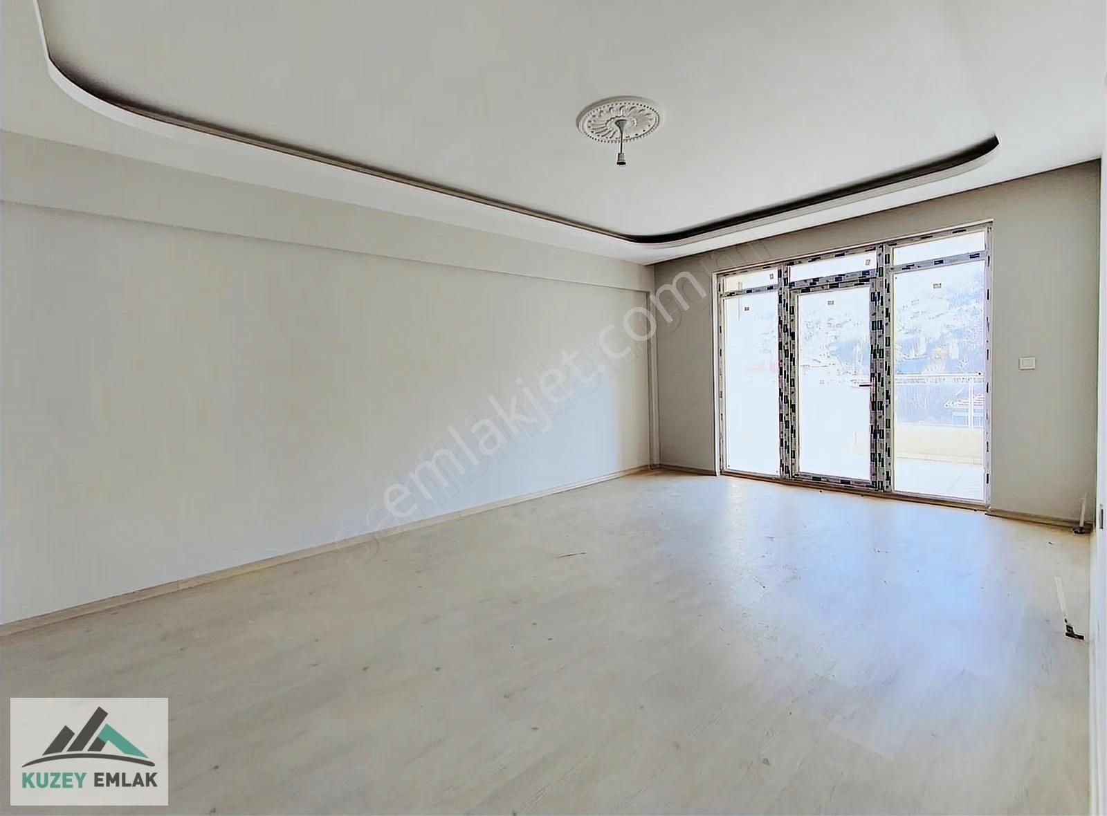 Kuzey Emlak'tan Merkezi Lokasyonda Asansörlü 3+1 *krediye Uygun* - Görsel 2