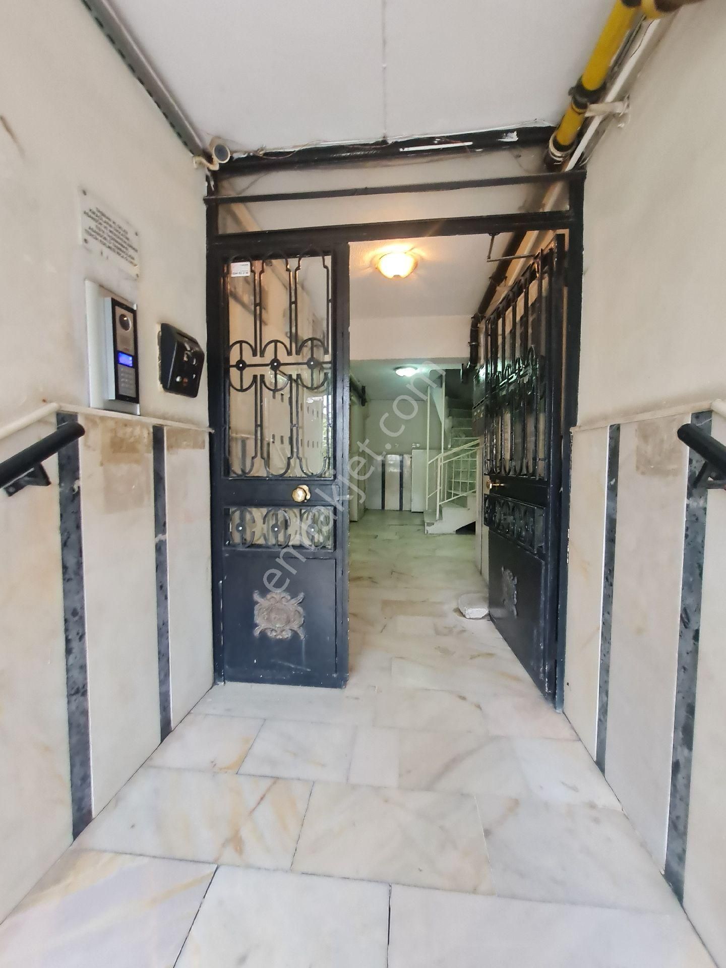 İzmir Konak Güneşli Mahallesinde Anacadde Üzeri Satılık - Görsel 2