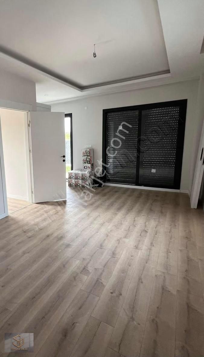 Emiralem Merkezde Satılık Villa - Görsel 34