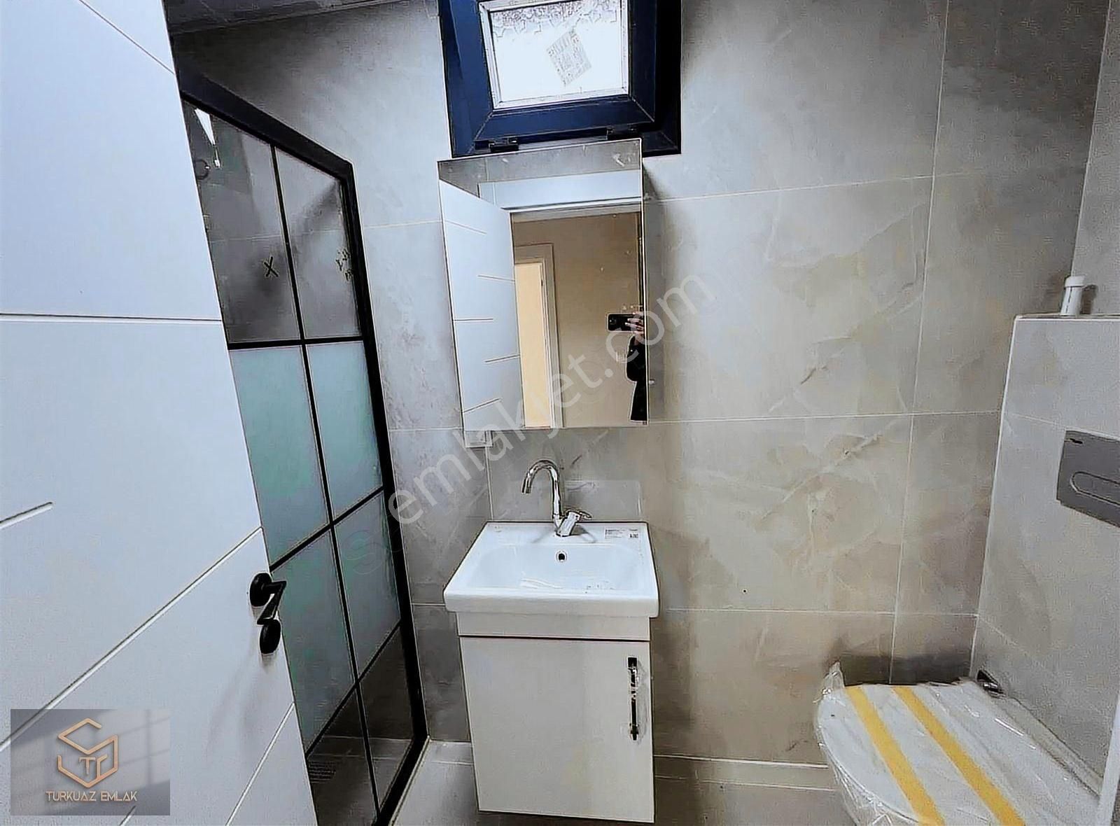 Emiralem Merkezde Satılık Villa - Görsel 3