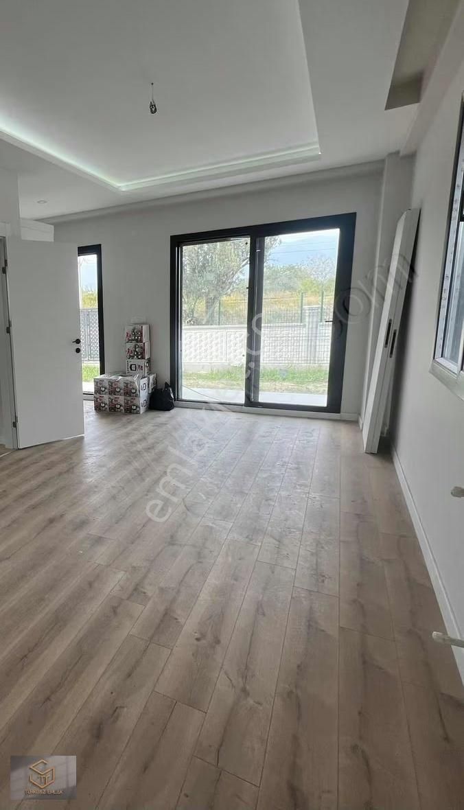 Emiralem Merkezde Satılık Villa - Görsel 4