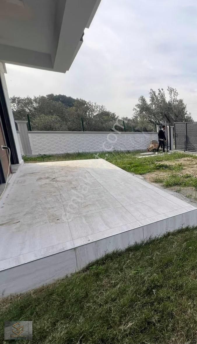 Emiralem Merkezde Satılık Villa - Görsel 20