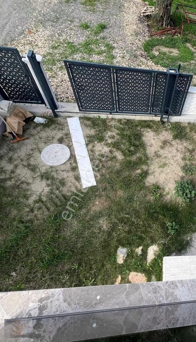 Emiralem Merkezde Satılık Villa - Görsel 23