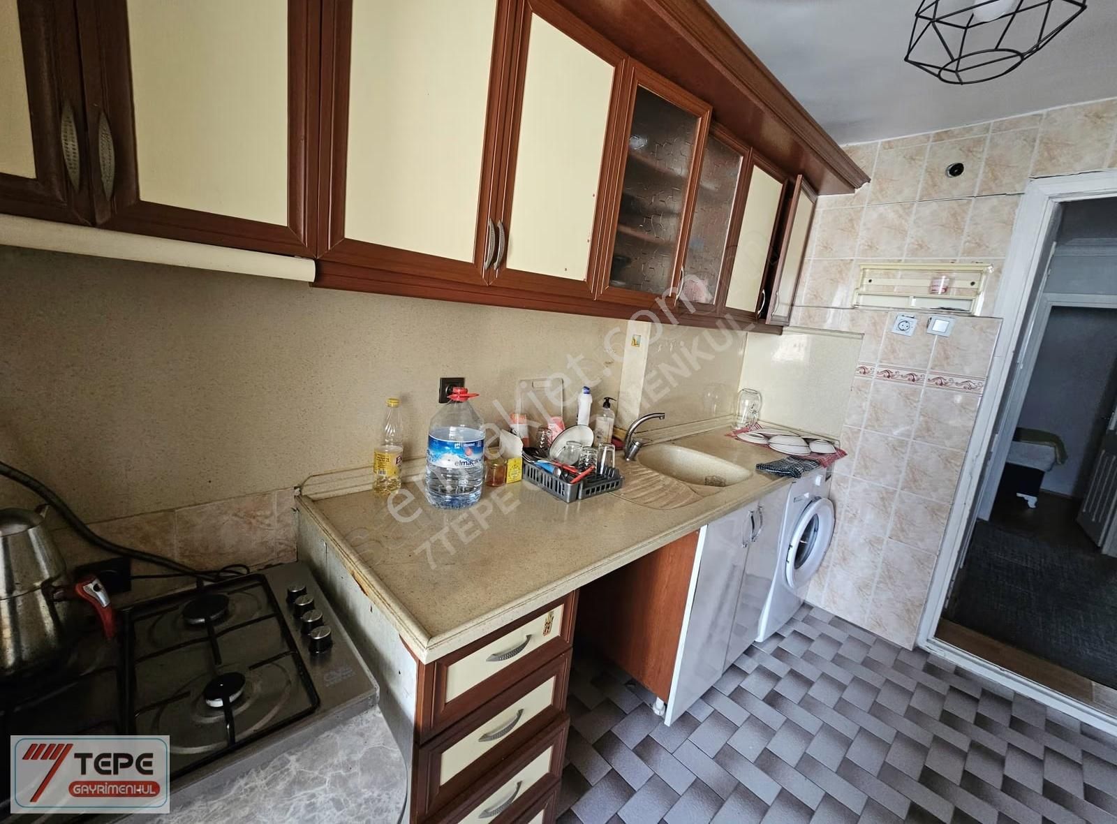Dersvekili Sokakta Kiralık Eşyalı 2+1 - Görsel 7