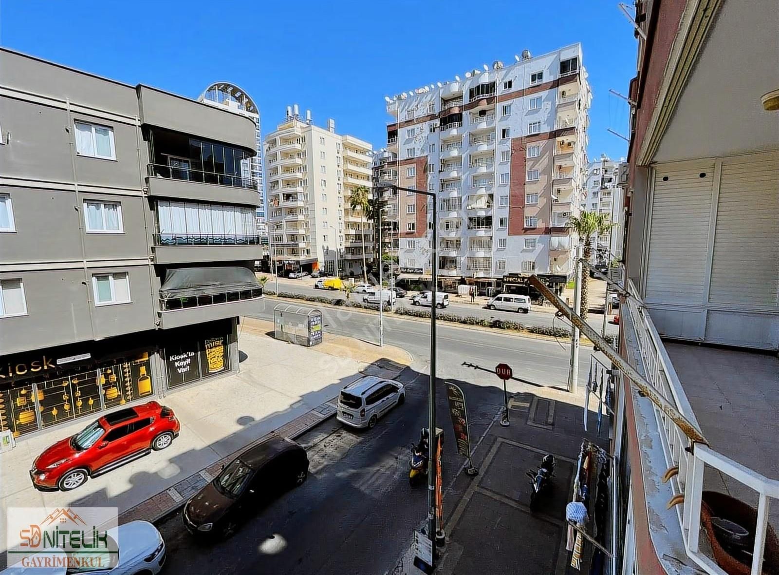 Sd Nitelik'den Üniversite Caddesinde 3+1 Doğalgazlı Kiralık !!! - Görsel 3