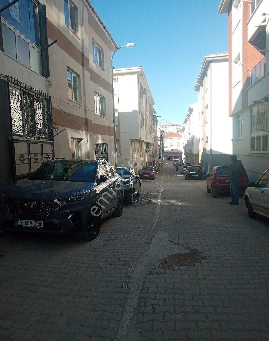 Batıkent Mahallesi Ümit Hastanesi Yakını 3+1 Ara Kat Daire - Görsel 2