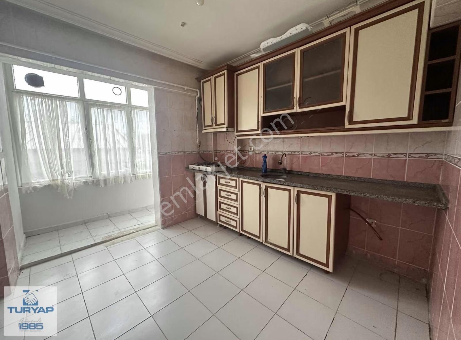 Adnan Menderes Mahallesinde Kiralık 3+1 Daire - Görsel 15
