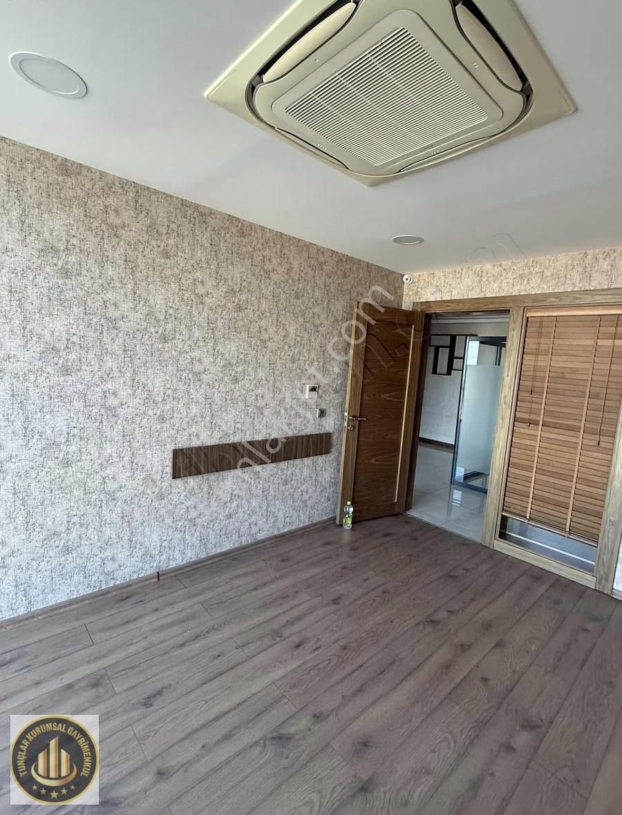 Diyarbakır'da Satılık Büro 3+1 - Görsel 13