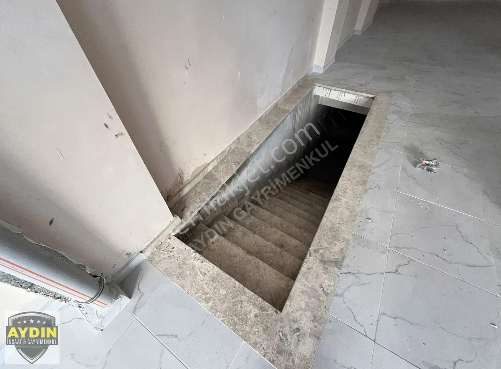 Aydın İnş. Sultangazi Kiralık 650m2 Düz Giriş Sıfır Dükkan - Görsel 17