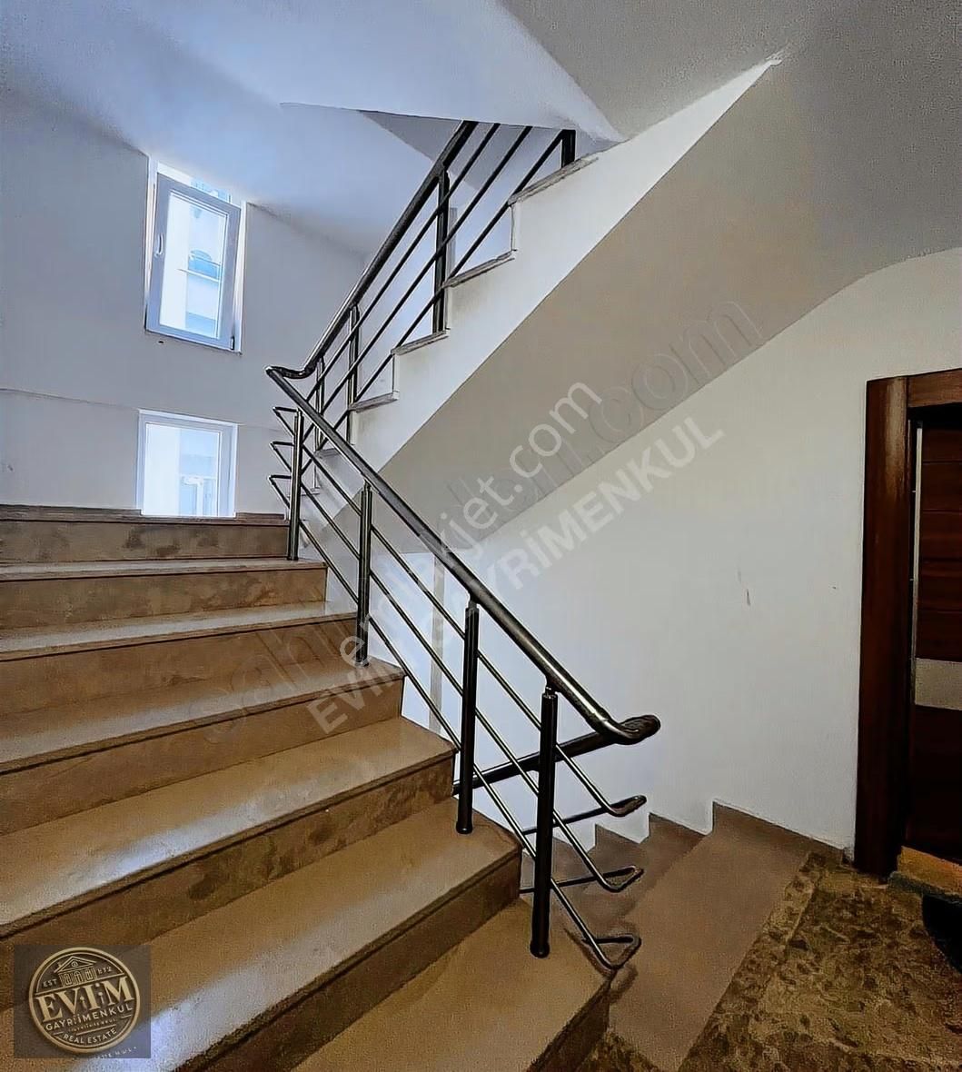 Evim'den Fatih Mah. 3+1 Ankastre+kombi Takılı140m² Satılık Daire - Görsel 5