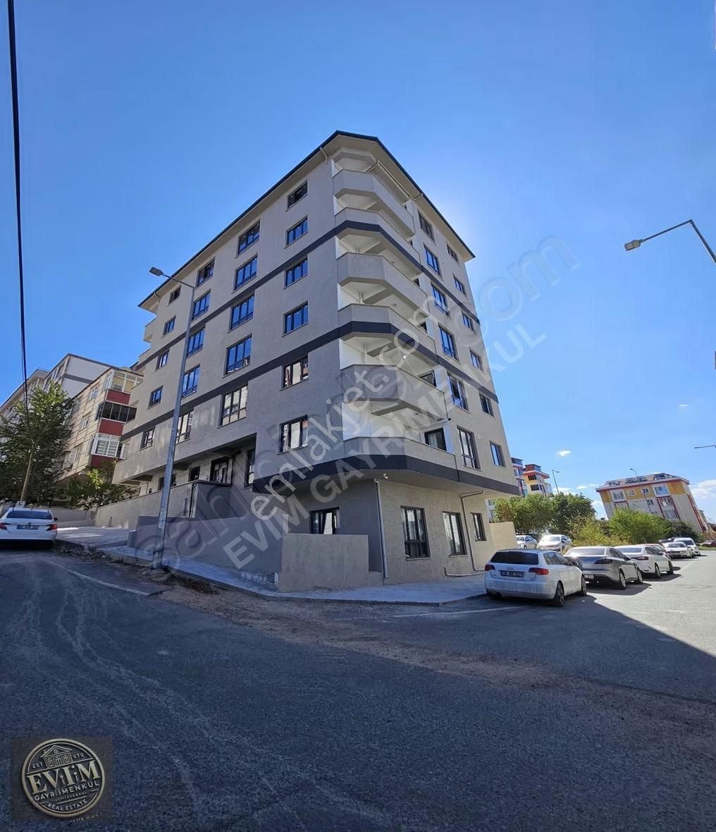 *evim Gayrimenkul'den 2+1 Yerden Isıtmalı 110m² Satılık Daire* - Görsel 16