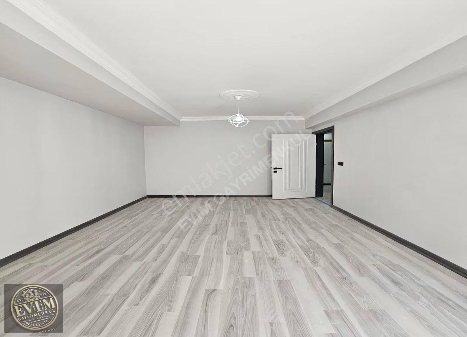 *evim Gayrimenkul'den 2+1 Yerden Isıtmalı 110m² Satılık Daire* - Görsel 28