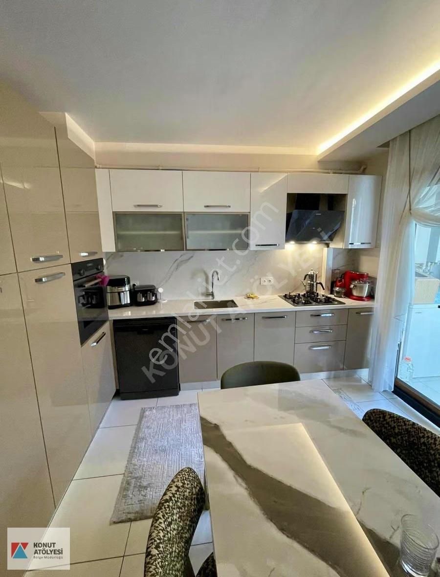 Şerifalide Kapalı Otoparklı Büyük Tip 3+1 Fırsat Daire - Görsel 18