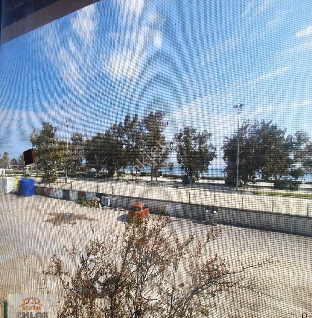 Urla Kum Plajında Denize Sıfır 4+1 Villa - Görsel 2