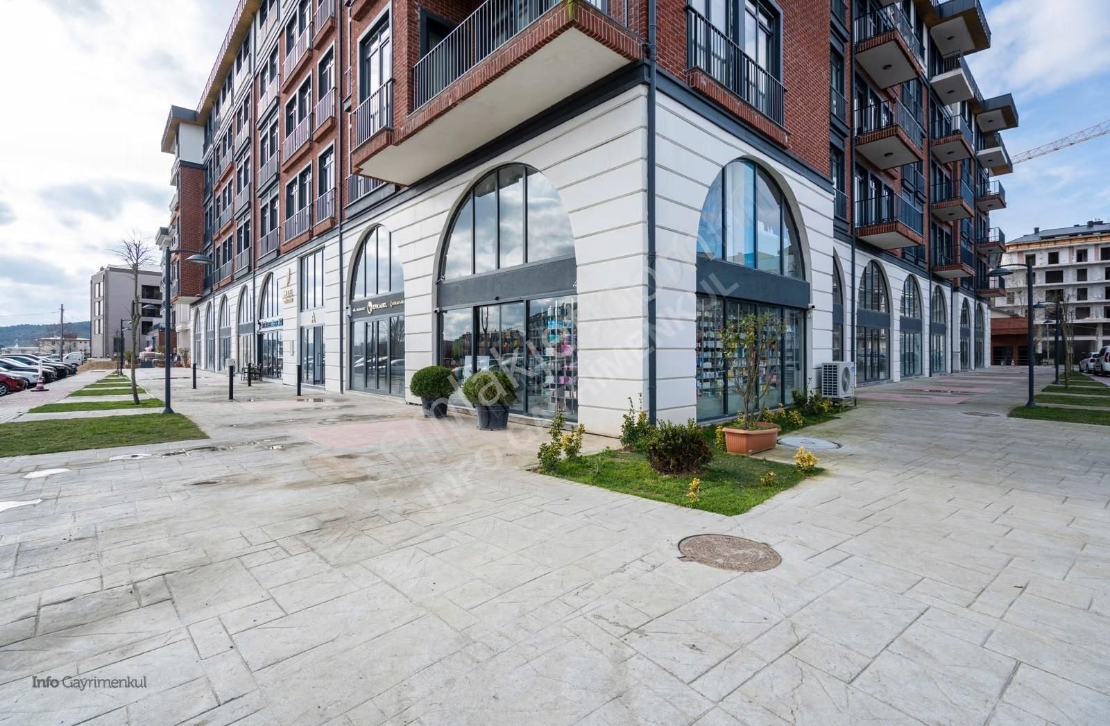 İnfo Gayrimenkul'den Model Göktürk'te Kiralık Mağazalar - Görsel 7