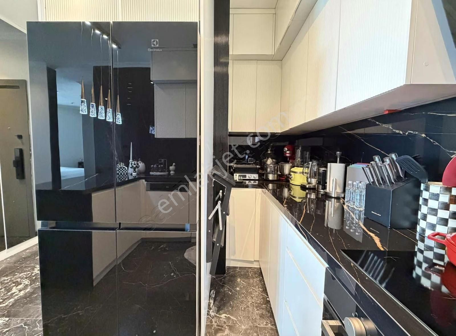 Mahall Bomonti Satılık Özel Mimari Eşyalı 1+1 Daire - Görsel 24