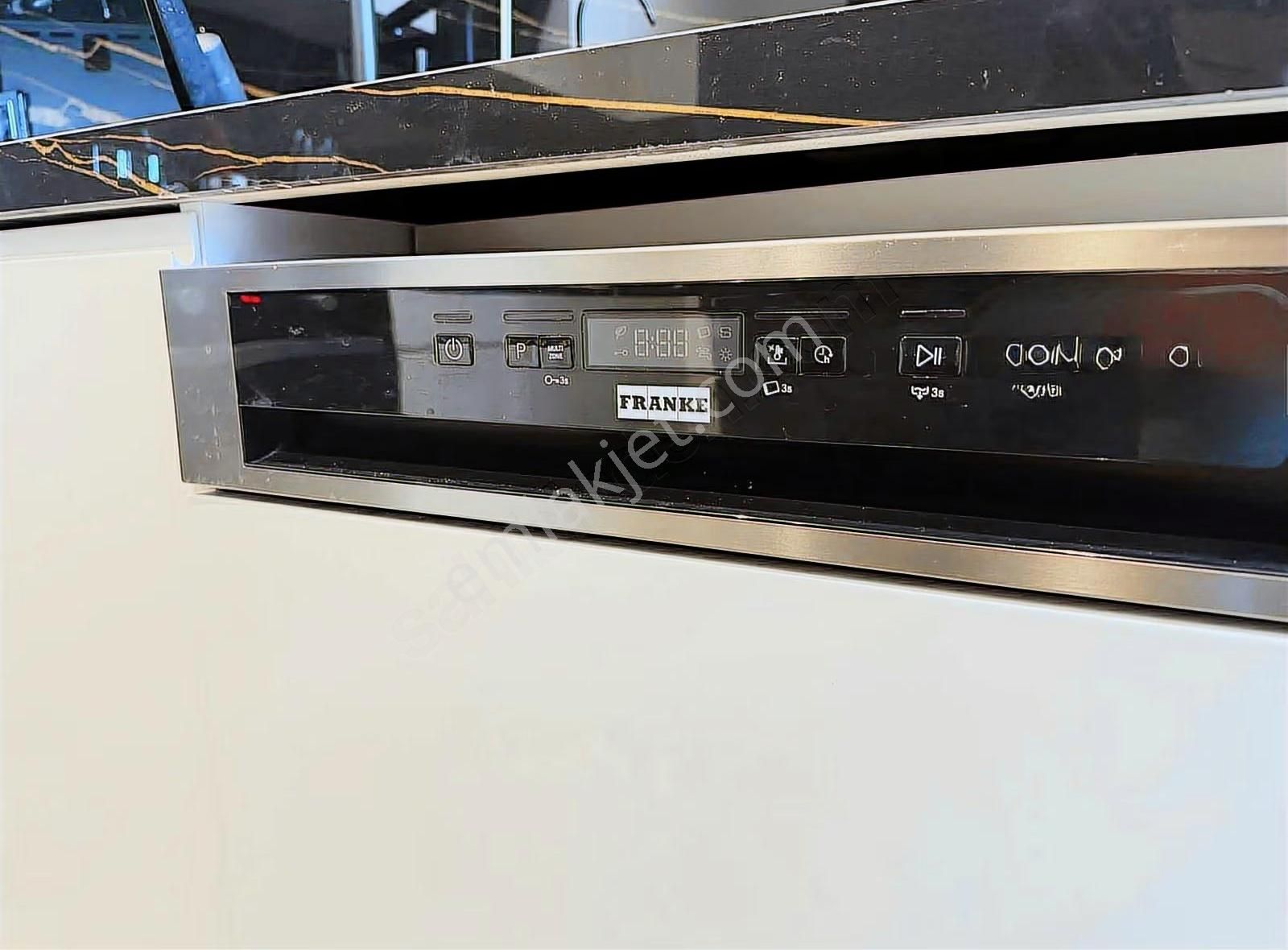 Mahall Bomonti Satılık Özel Mimari Eşyalı 1+1 Daire - Görsel 3