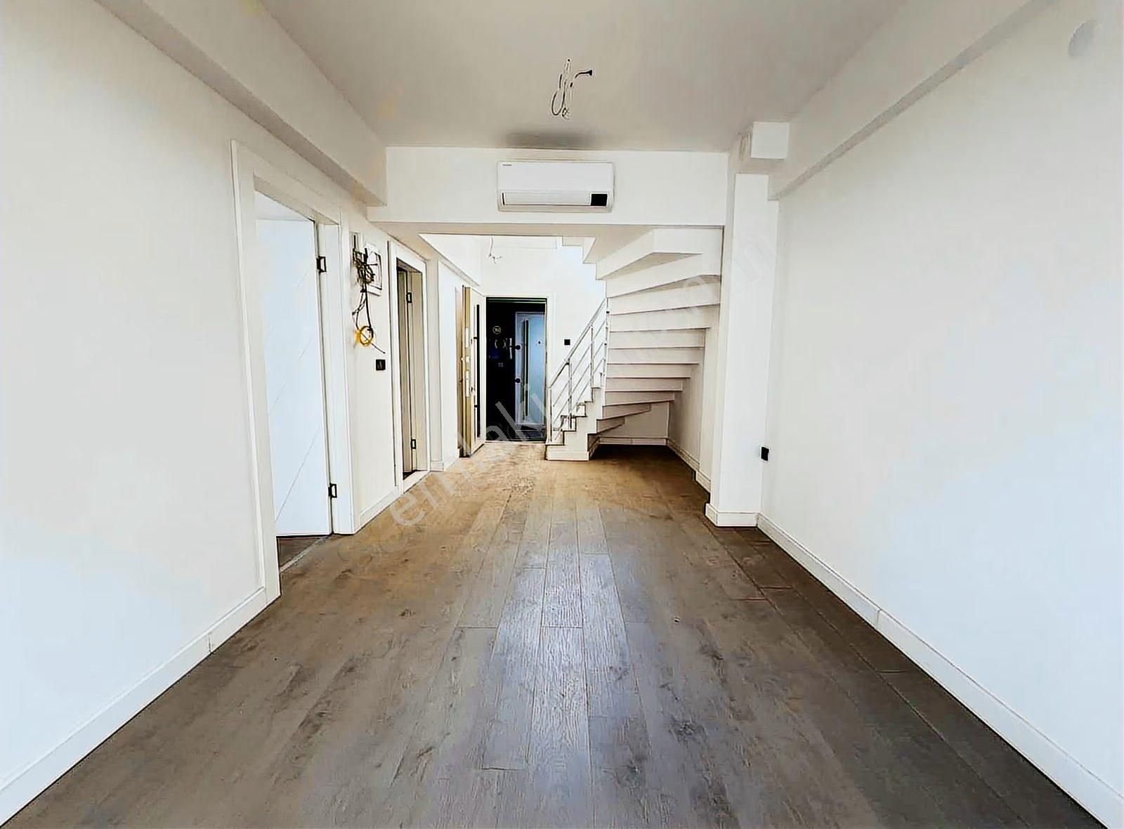 Merkezi Konumda Passa Plazada Kiralık 3+1 Dubleks Ofis - Görsel 19