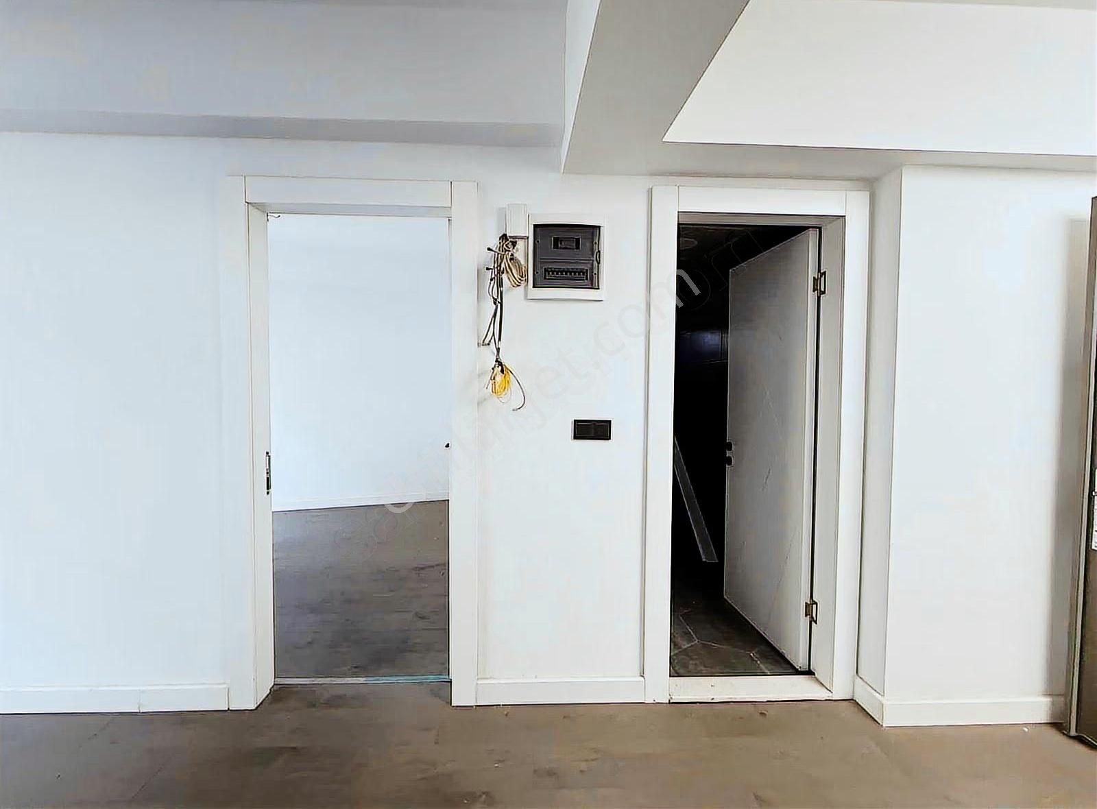 Merkezi Konumda Passa Plazada Satılık 3+1 Dubleks Ofis - Görsel 18