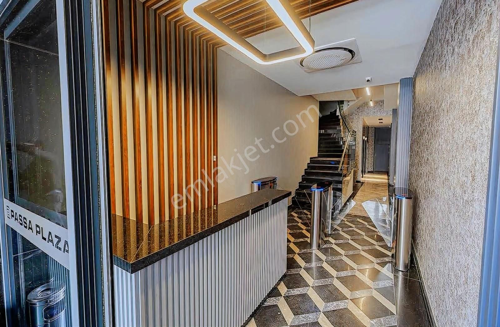 Merkezi Konumda Passa Plazada Satılık 3+1 Dubleks Ofis - Görsel 5
