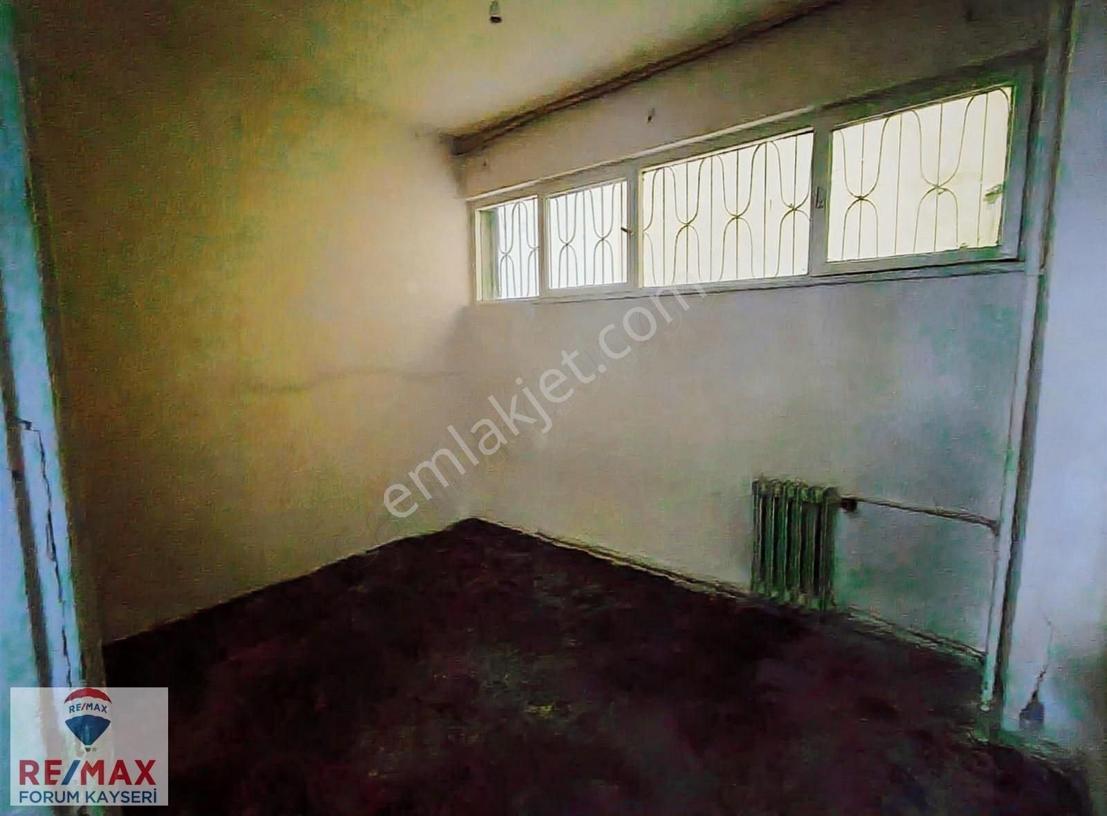 Büyük Şehir Belediye Ttramvay Durağı Yanı Kiralık Daire - Görsel 3