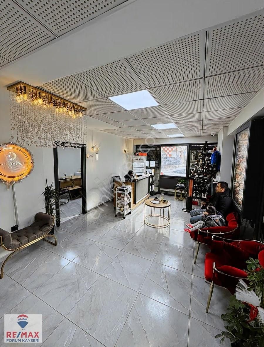 Şehir Merkezinde Devren Kiralık Güzellik Merkezi - Görsel 14