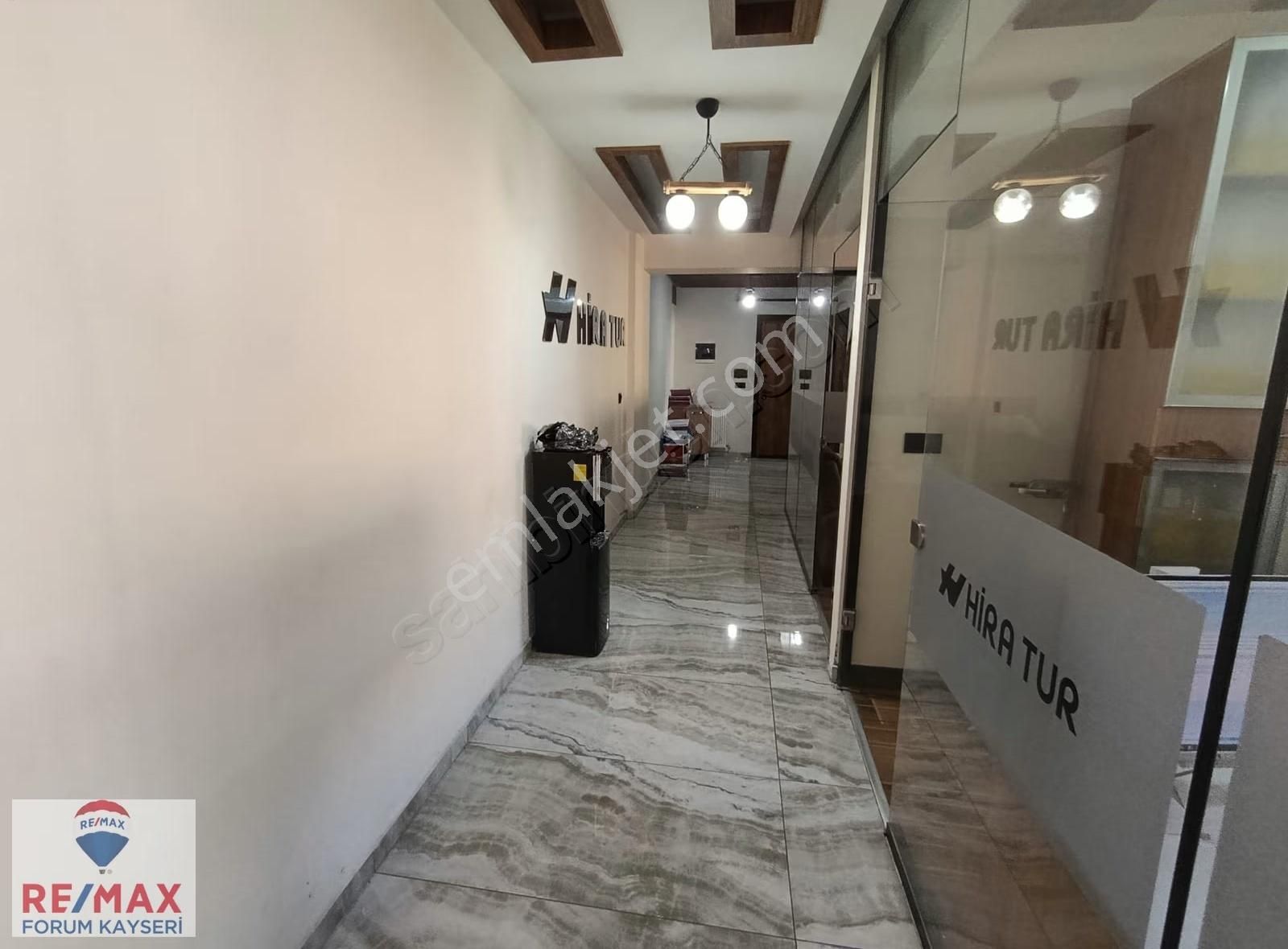 Şehir Merkezi Düvenönünde Satılık 2+1 Lüks Ofis - Görsel 24