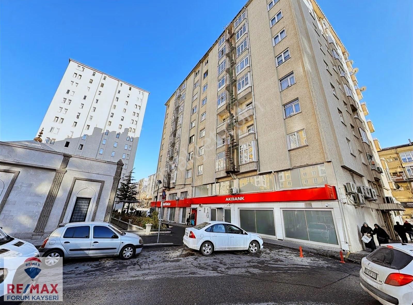 Şehir Merkezinde Satılık 3+1 Geniş Daire. - Görsel 4