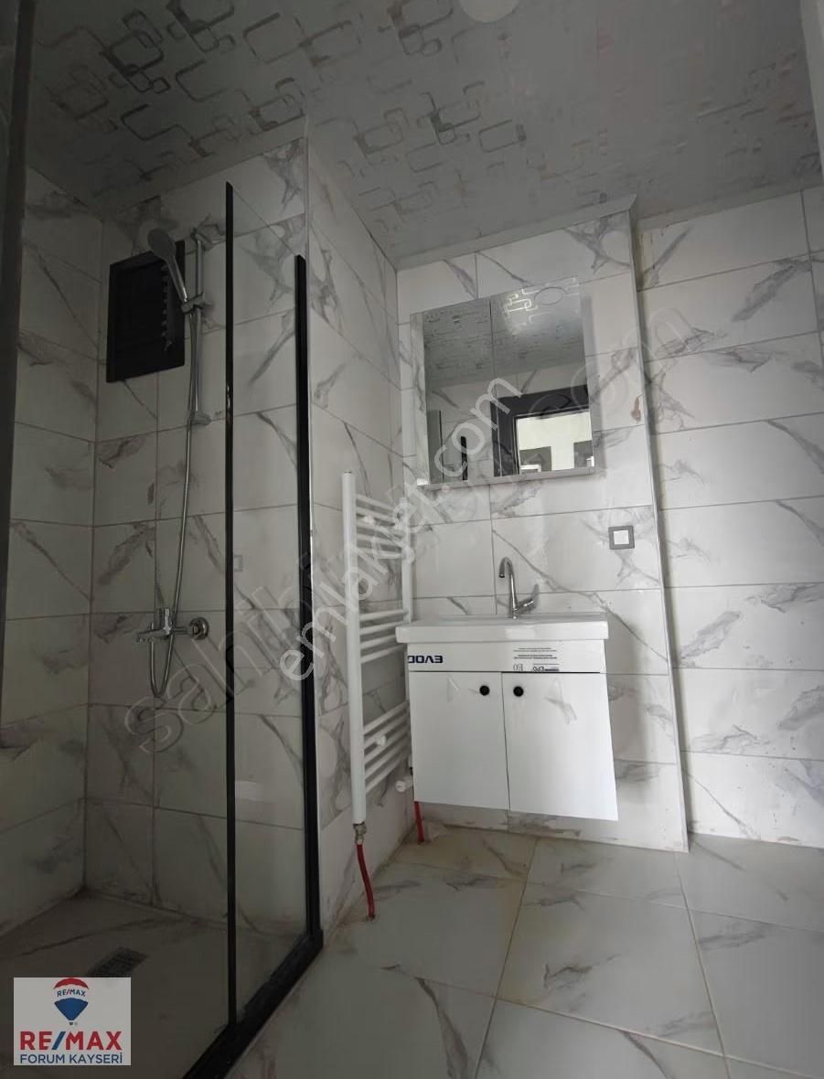 Eczaneler Arkası Meskenli 2+1 Meskenli Daire - Görsel 23