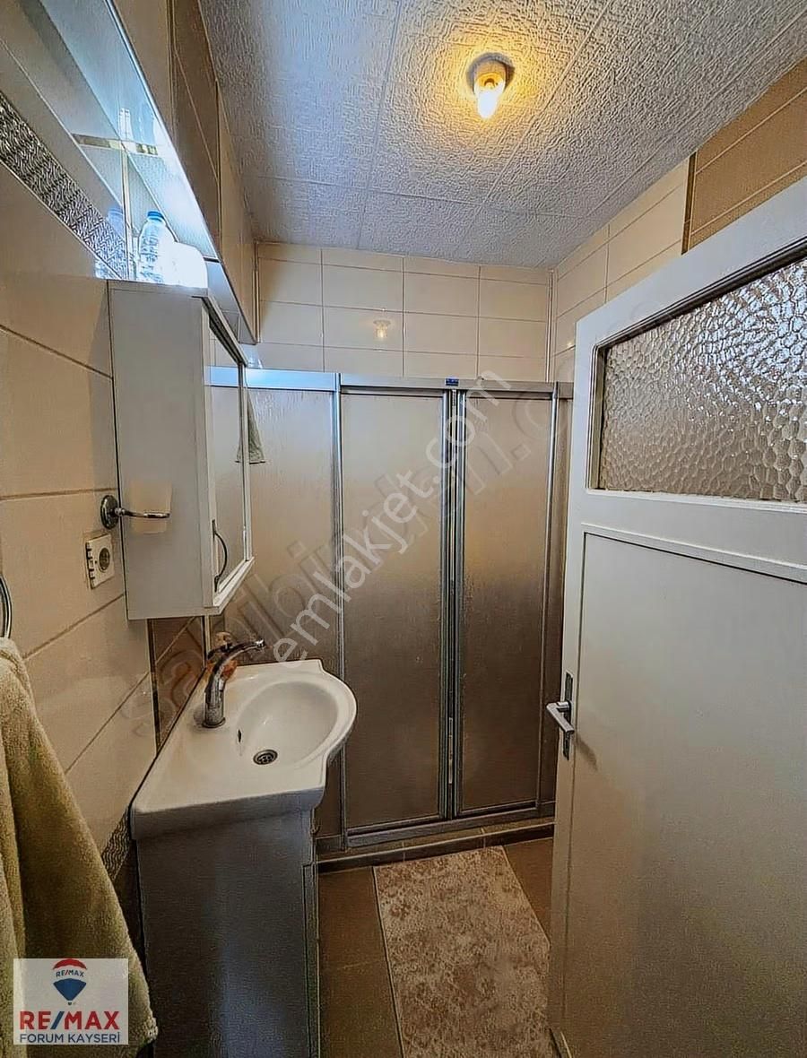 Sahabiye Mahallesinde Mükemmel Konumda Satılık 4+1 Daire - Görsel 15