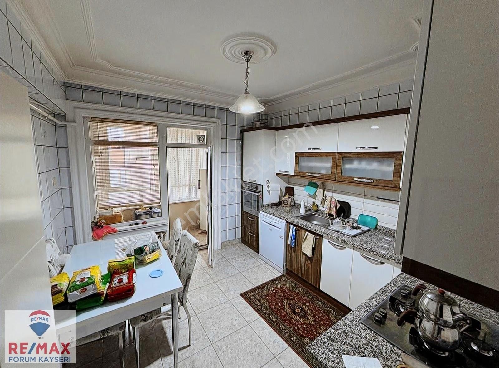 Sahabiye Mahallesinde Mükemmel Konumda Satılık 4+1 Daire - Görsel 7