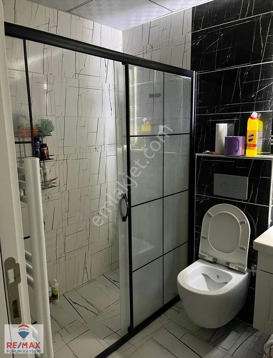 Ziyagökalp Mah. Merkezi Konumda Lüks 3+1 Kiralık Daire - Görsel 8