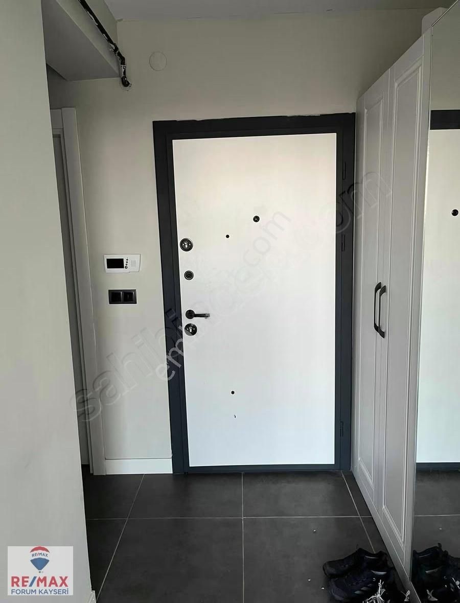 Ziyagökalp Mah. Merkezi Konumda Lüks 3+1 Kiralık Daire - Görsel 6