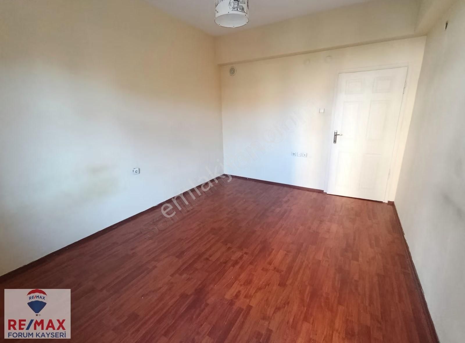 Fevzi Çakmakta Kiralık 3+1 Daire - Görsel 33