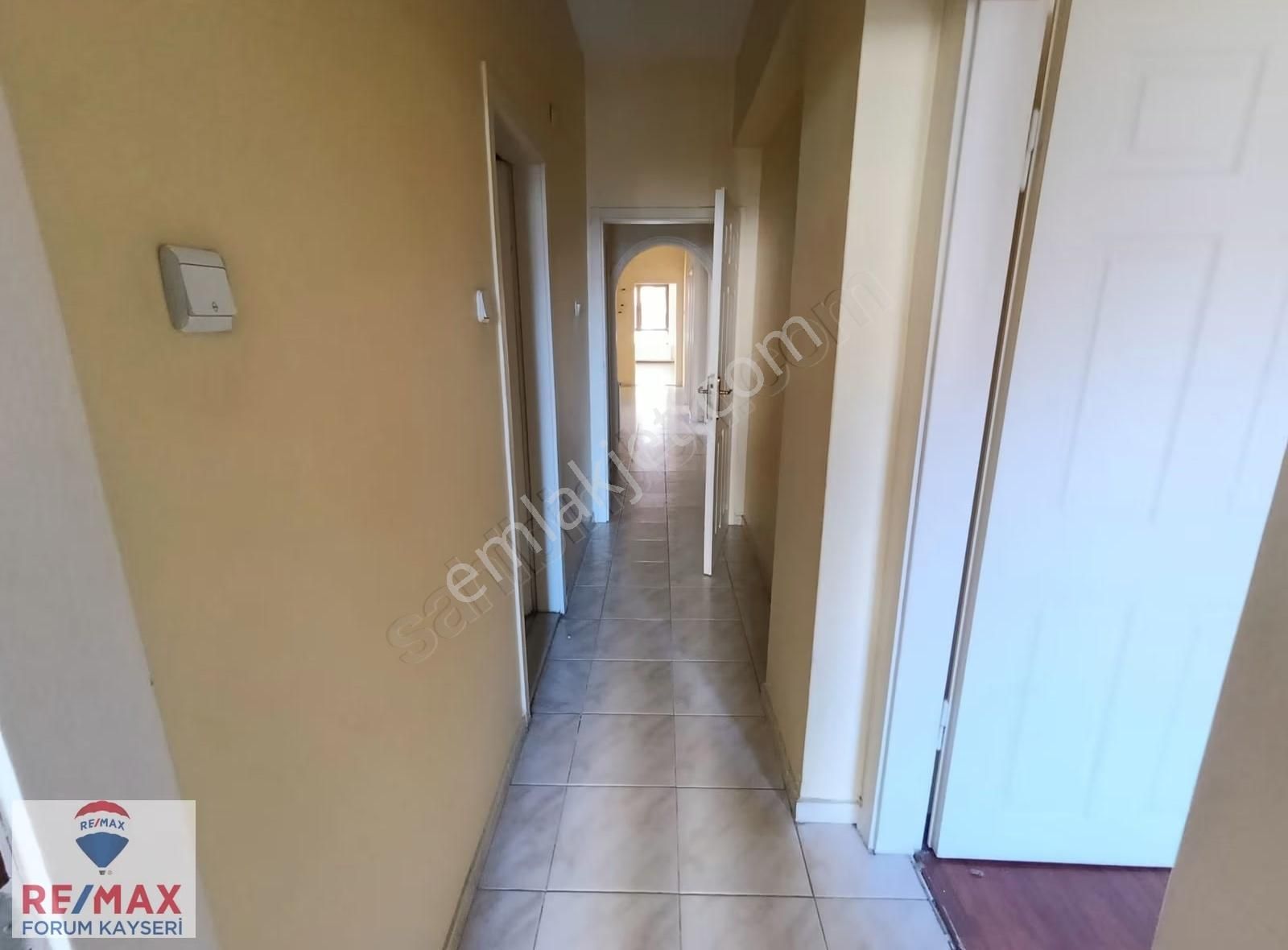 Fevzi Çakmakta Kiralık 3+1 Daire - Görsel 14