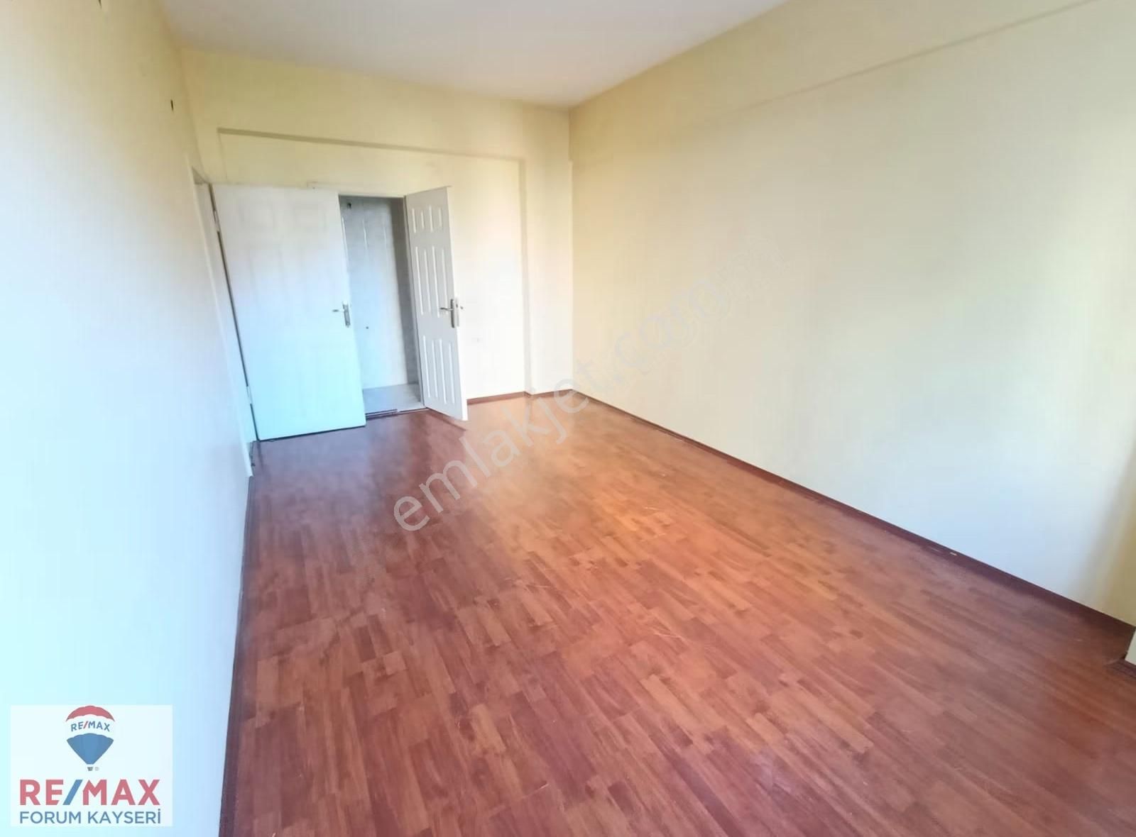 Fevzi Çakmakta Kiralık 3+1 Daire - Görsel 32