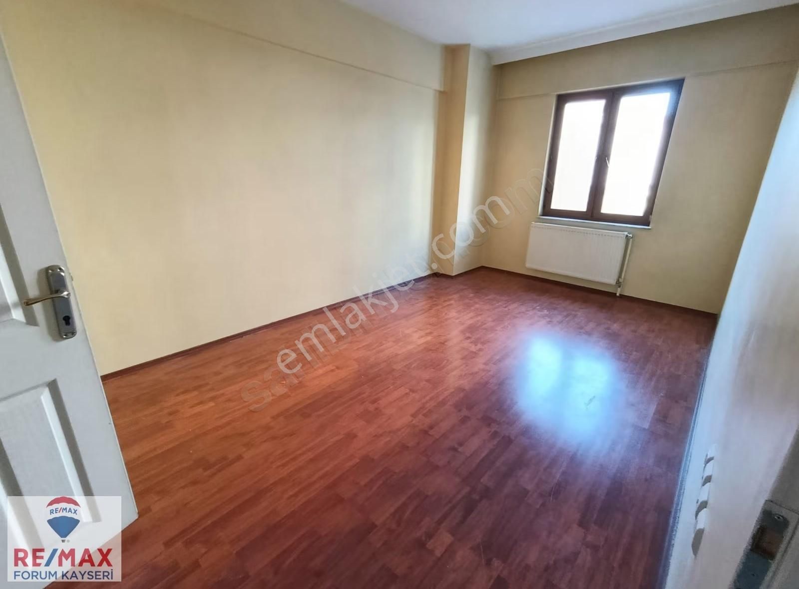 Fevzi Çakmakta Kiralık 3+1 Daire - Görsel 9