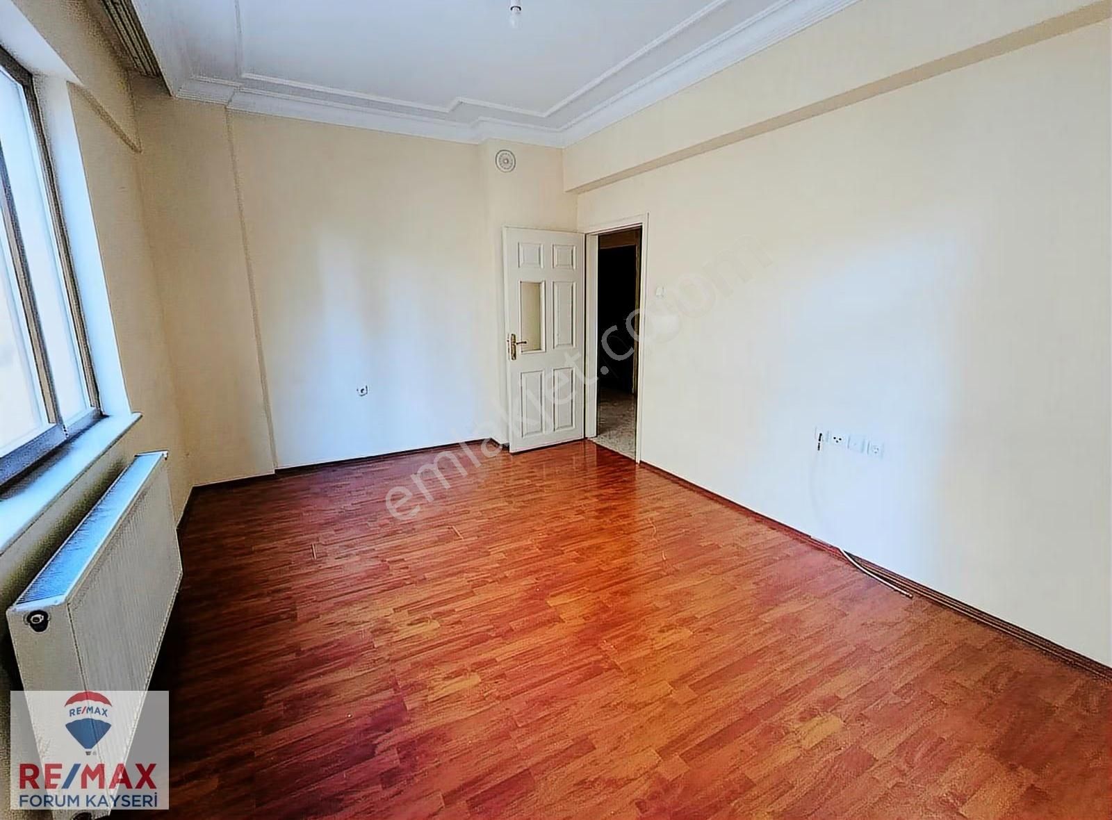 Fevzi Çakmakta Kiralık 3+1 Daire - Görsel 6