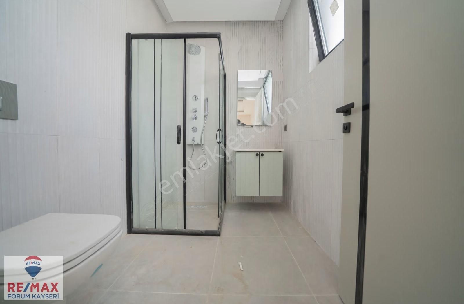 Hacılar Erciyeste Kapalı Otoparklı 4,5+1 Satılık Villa - Görsel 19