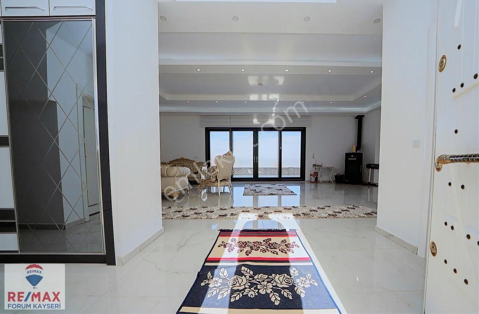 Hacılar Akdamda Özel Yapım Şehir Manzaralı 7+2 Satılık Villa - Görsel 28