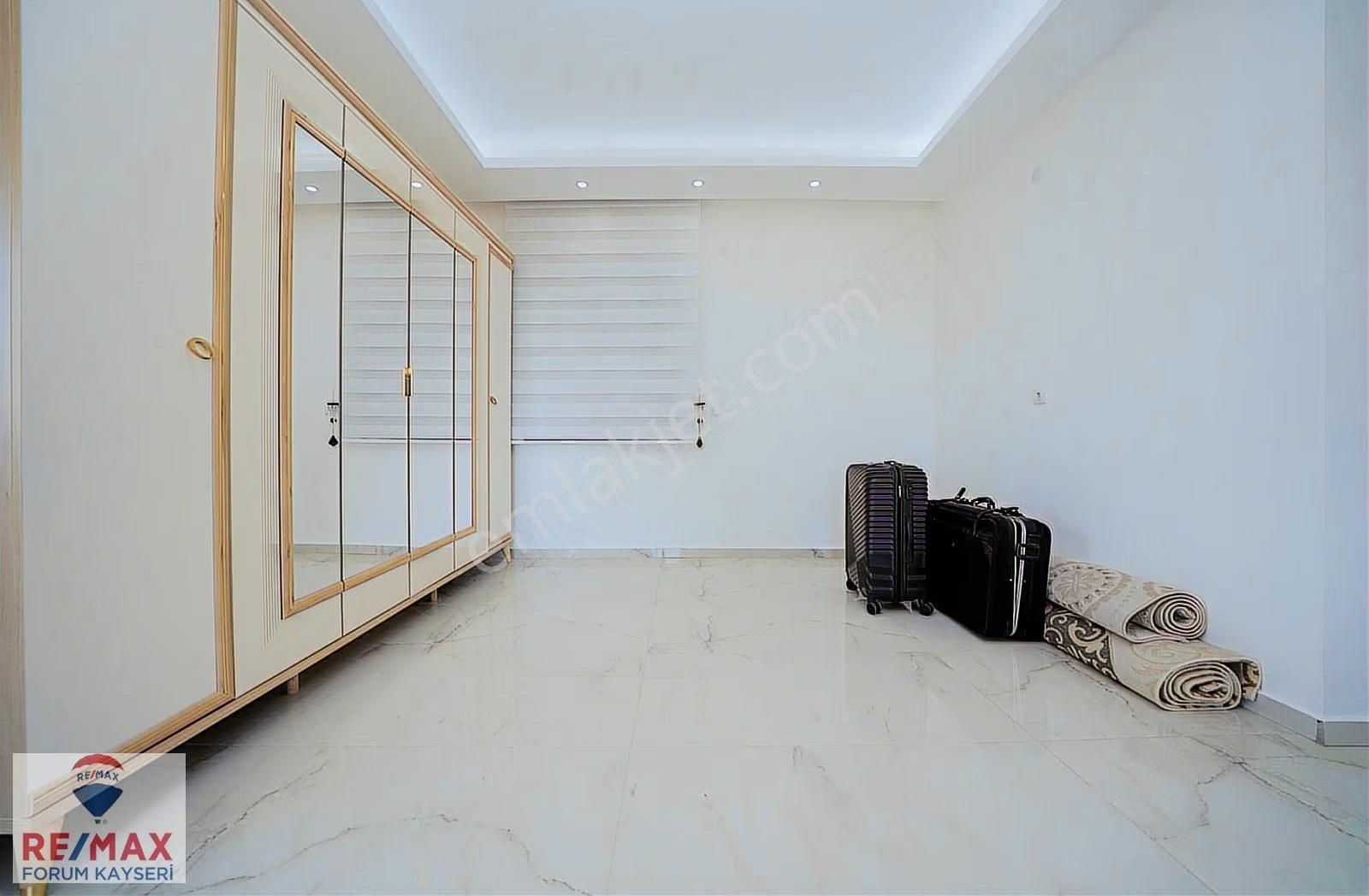 Hacılar Akdamda Özel Yapım Şehir Manzaralı 7+2 Satılık Villa - Görsel 22