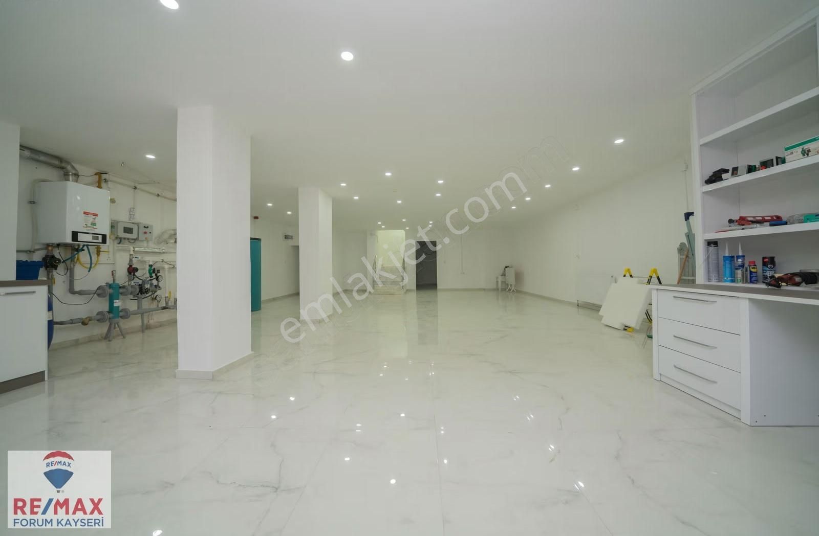 Hacılar Akdamda Özel Yapım Şehir Manzaralı 7+2 Satılık Villa - Görsel 6