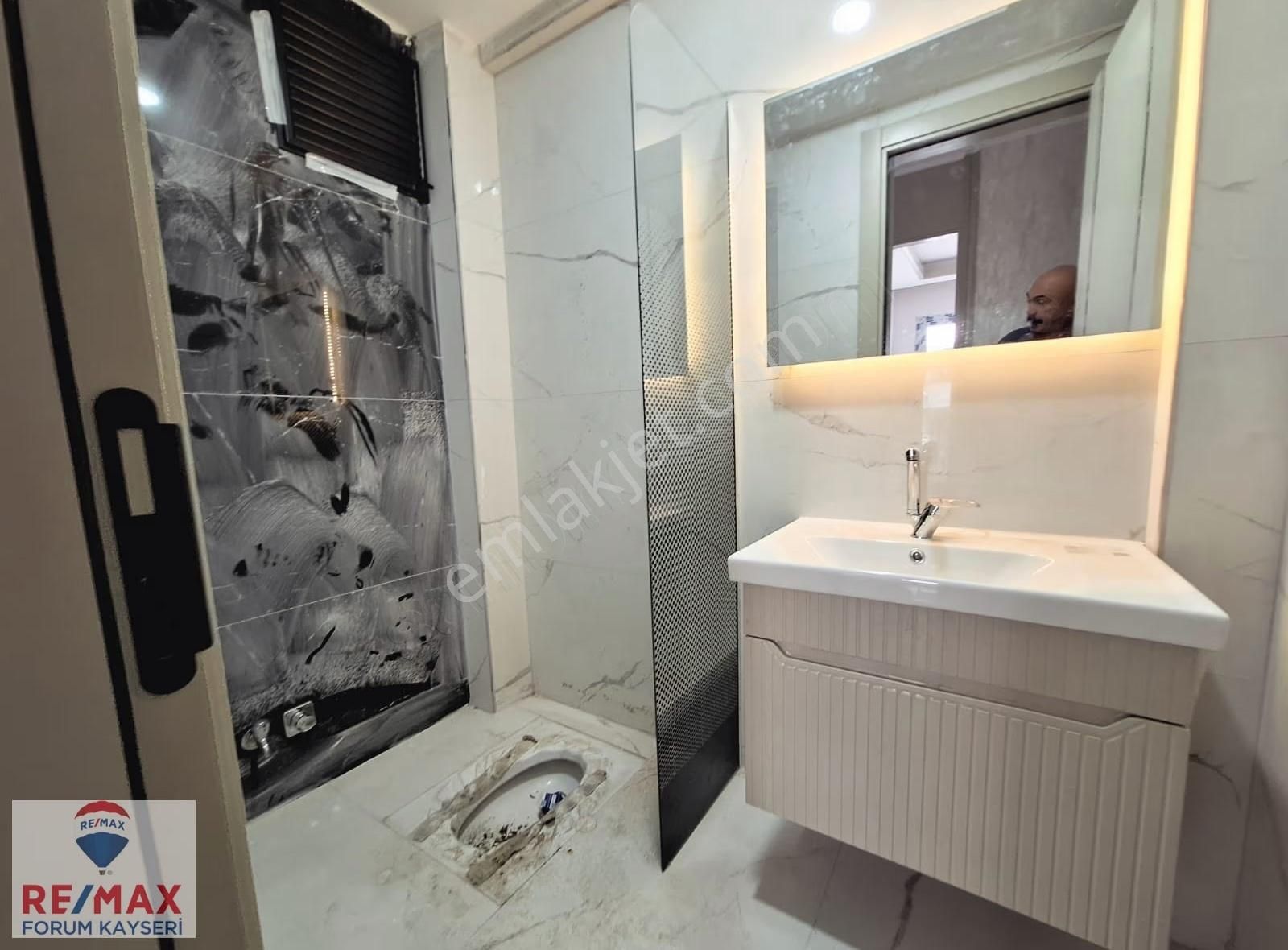 Küçük Ali Mahallasi'nde Satılık 3+1 Daire - Görsel 3