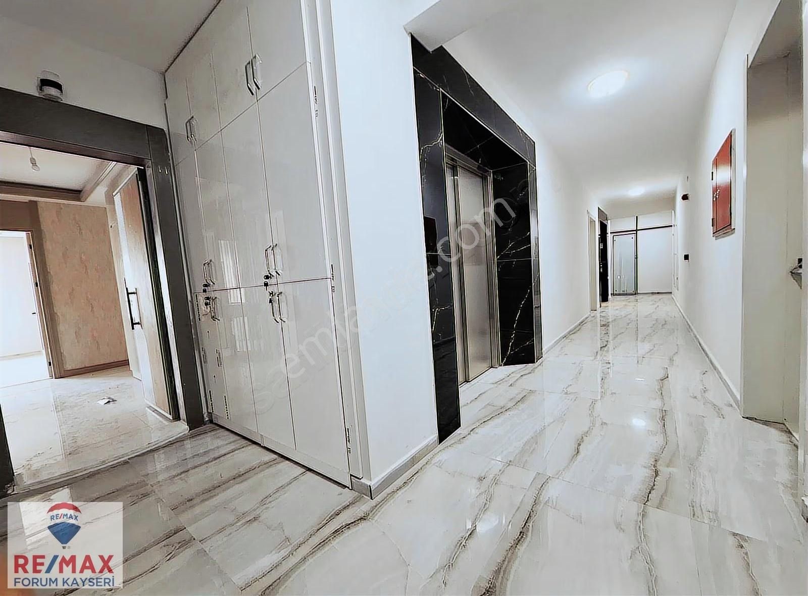 Küçük Ali Mahallasi'nde Satılık 3+1 Daire - Görsel 33