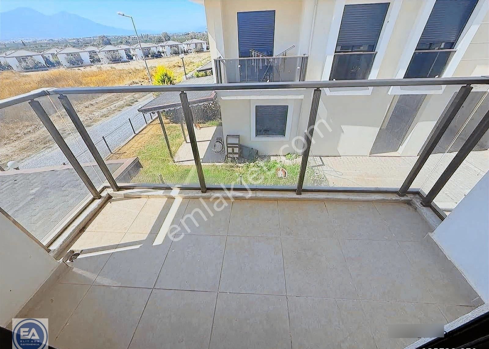 Elit Ada'dan Ferah Havuzlu Sitede 4 + 1 Satılık Villa - Görsel 29