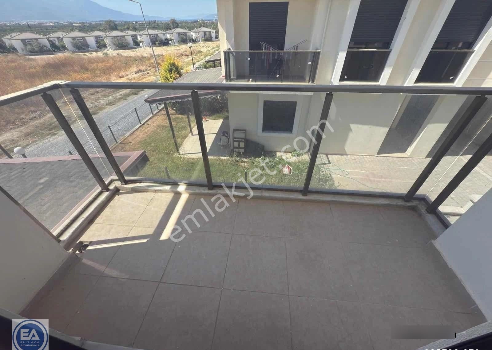 Elit Ada'dan Ferah Havuzlu Sitede 4 + 1 Satılık Villa - Görsel 24